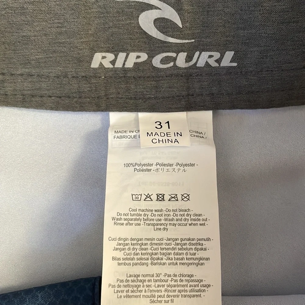 RIP Curl Board Shorts Size 31